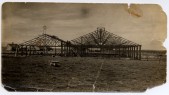 1927 Erecting the sheep shearing sheds